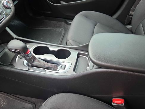 Used 2025 Chevrolet Malibu RS FWD image 20