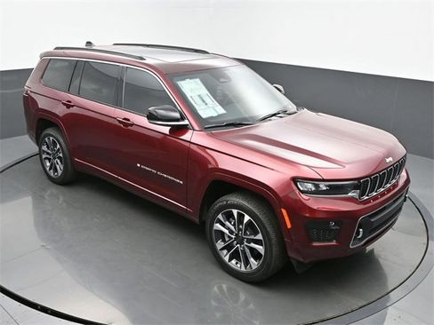 New 2025 Jeep Grand Cherokee L Overland w/ Trailer Tow Package image 46