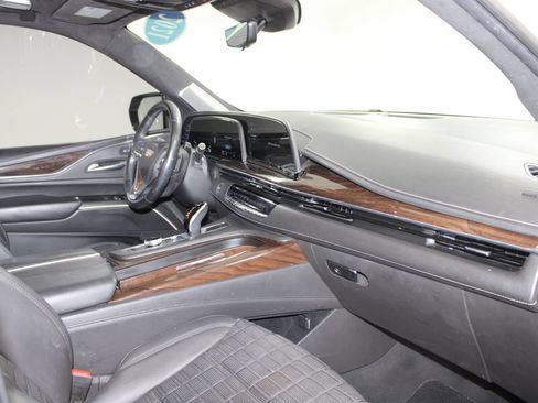 Used 2021 Cadillac Escalade ESV Sport Platinum AWD/4WD image 31