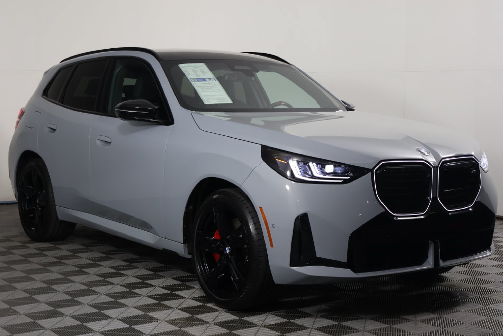 Certified 2025 BMW X3 M50 w/ Premium Package AWD/4WD image 3