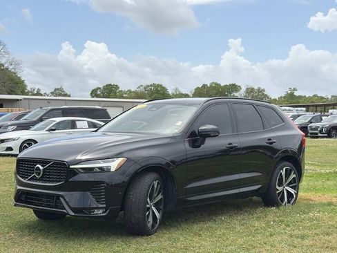 Used 2024 Volvo XC60 B5 Ultimate w/ Protection Package Premier AWD/4WD image 13