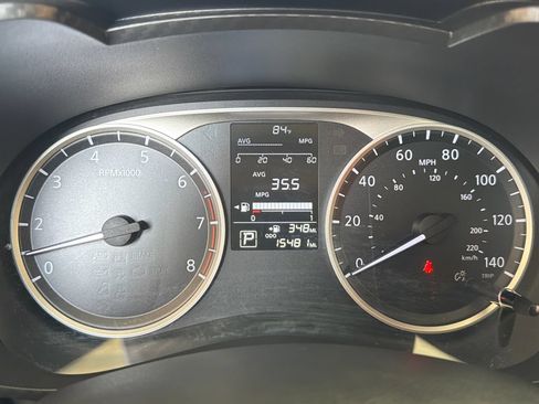 Used 2025 Nissan Versa S w/ Trunk Package FWD image 21