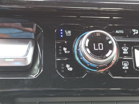 New 2026 GMC Sierra 1500 AT4 w/ AT4 Premium Package AWD/4WD image 7