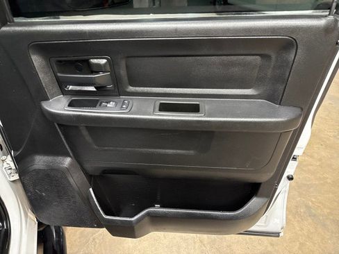 Used 2019 RAM 3500 Tradesman w/ Chrome Appearance Group image 21