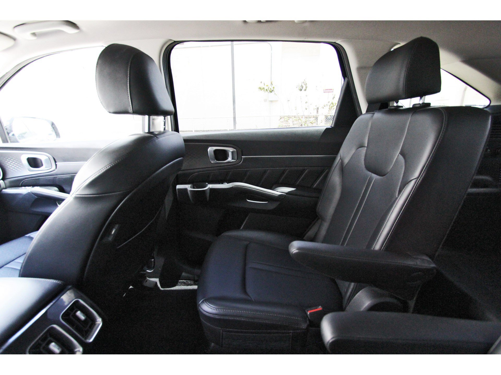 Certified 2023 Kia Sorento SX FWD image 12