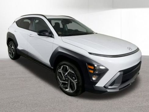 New 2026 Hyundai Kona SEL Premium image 2