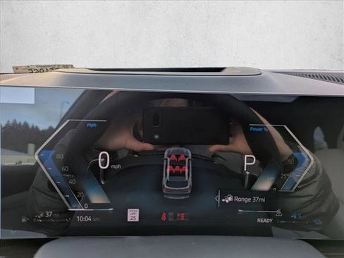 New 2026 BMW X5 xDrive50e image 11