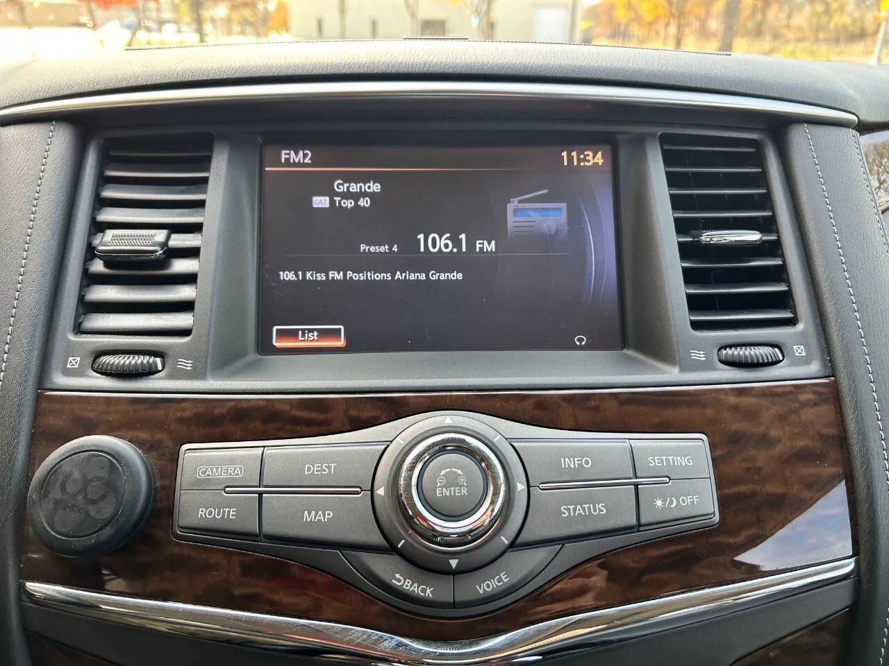 Used 2017 Nissan Armada Platinum w/ Captain Seat Package RWD image 26