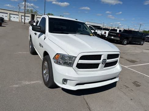 Used 2014 RAM 1500 Express RWD image 20