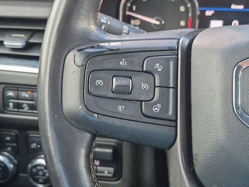 Used 2021 GMC Yukon XL AT4 w/ AT4 Premium Plus Package AWD/4WD image 25