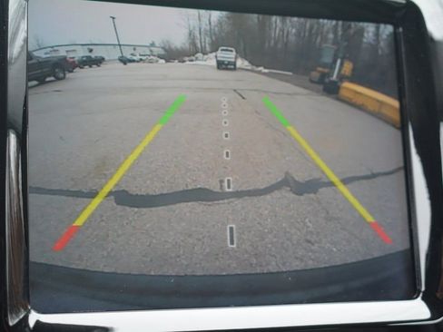 Used 2020 Jeep Cherokee Limited image 17