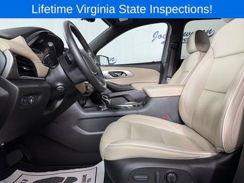 Used 2022 Chevrolet Traverse Premier image 12