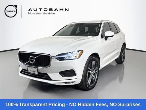 Used 2021 Volvo XC60 T5 Momentum w/ Premium Package FWD image 1