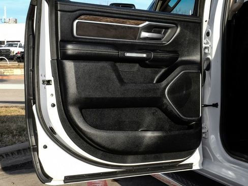 Used 2019 RAM 1500 Laramie image 47