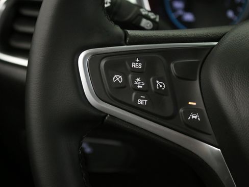 Used 2023 Chevrolet Equinox LT FWD image 14