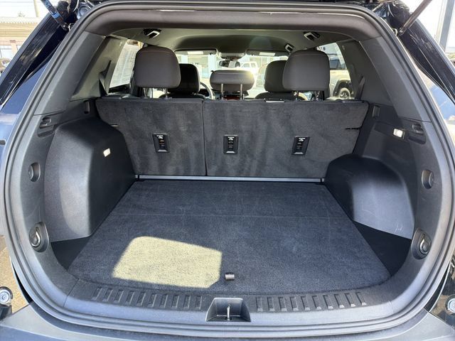Used 2025 GMC Terrain Elevation AWD/4WD image 6