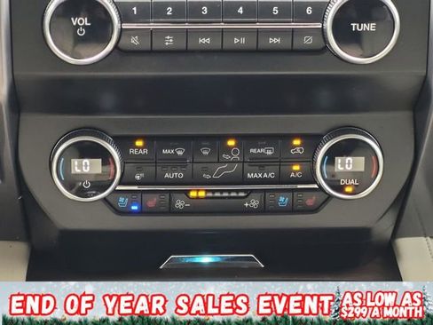 Used 2019 Ford Expedition Platinum image 25
