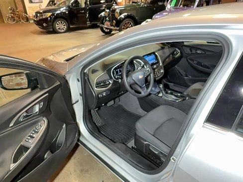 Used 2020 Chevrolet Malibu LS w/ LPO, Convenience Package 2 image 14