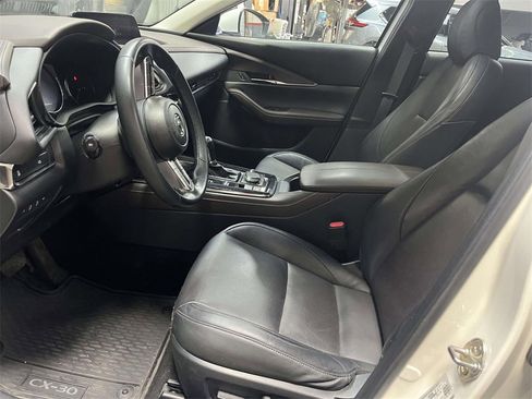 Used 2022 MAZDA CX-30 AWD 2.5 S w/ Premium Package image 13