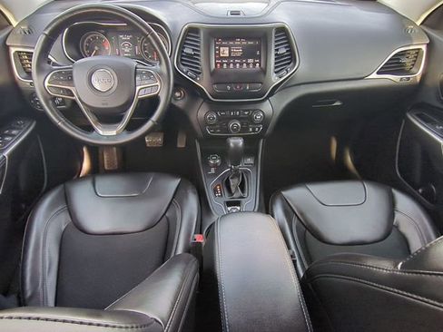 Used 2021 Jeep Cherokee Latitude Plus AWD/4WD image 20