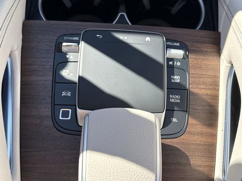 New 2026 Mercedes-Benz GLE 350 4MATIC image 31