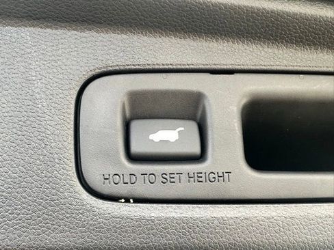 Used 2024 Honda CR-V EX-L image 7