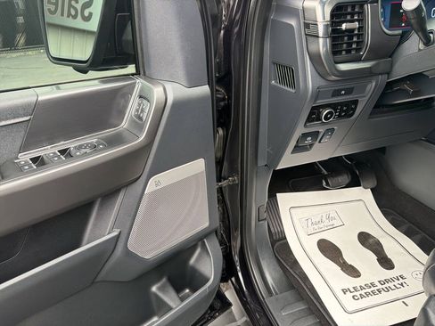 Used 2025 Ford F150 Lariat AWD/4WD image 23