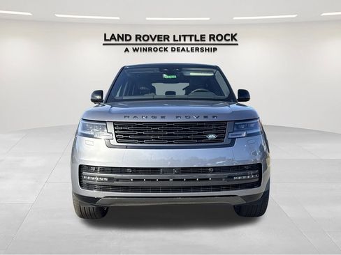 New 2025 Land Rover Range Rover SE image 8
