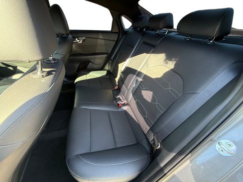 Used 2022 Kia Forte GT-Line w/ GT-Line Technology Package image 16