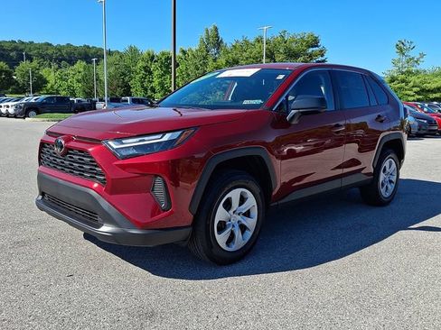 Certified 2025 Toyota RAV4 LE AWD/4WD image 3