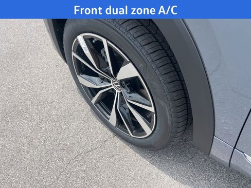 New 2026 Volkswagen Atlas SEL Premium R-Line AWD/4WD image 5