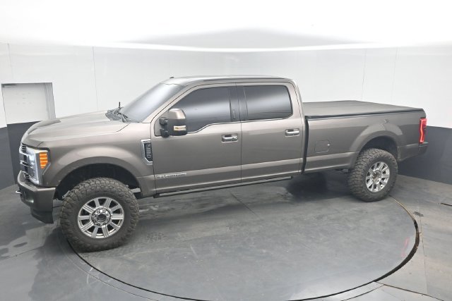 Used 2018 Ford F250 Limited AWD/4WD image 23