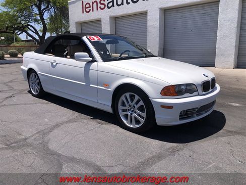Used 2003 BMW 330Ci Convertible RWD image 3