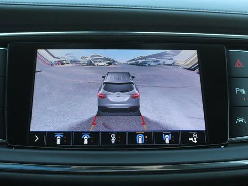 Used 2020 Buick Enclave Avenir w/ Avenir Technology Package image 39