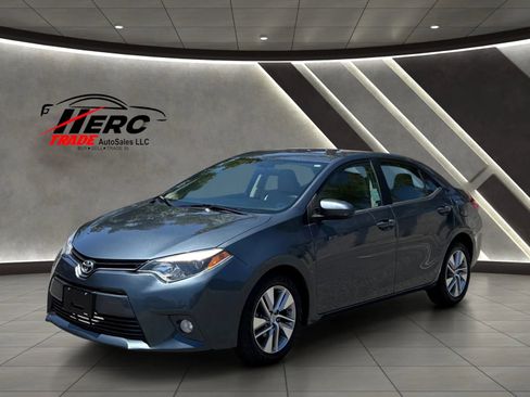 Used 2015 Toyota Corolla LE FWD image 13