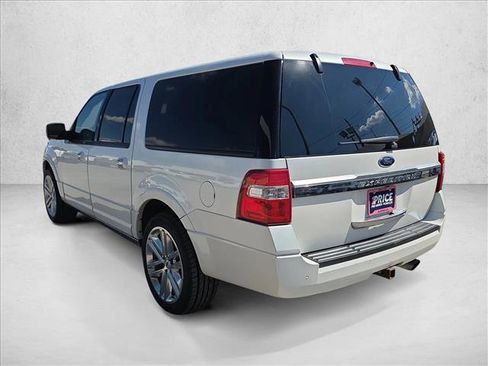 Used 2017 Ford Expedition EL Platinum image 9