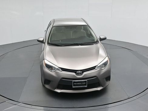 Used 2016 Toyota Corolla LE image 32