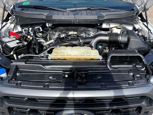 Certified 2023 Ford F150 XLT w/ Equipment Group 302A High image 10