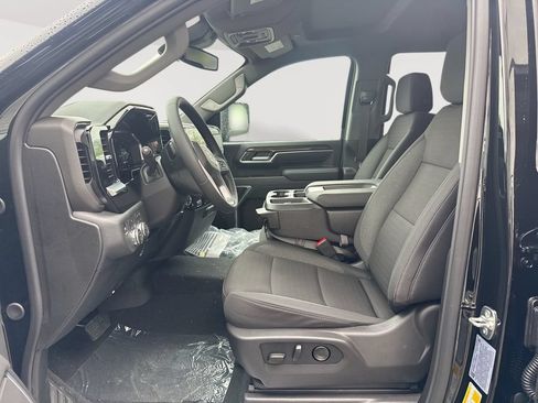 New 2026 GMC Sierra 3500 SLE w/ SLE Value Package AWD/4WD image 19