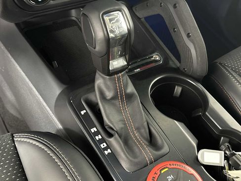 Used 2025 Ford Bronco Raptor AWD/4WD image 31