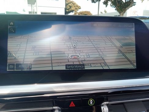 Used 2025 BMW Z4 sDrive30i image 16