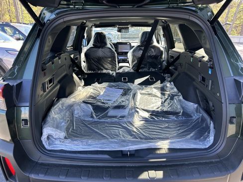 New 2026 Subaru Outback Limited XT AWD/4WD image 8