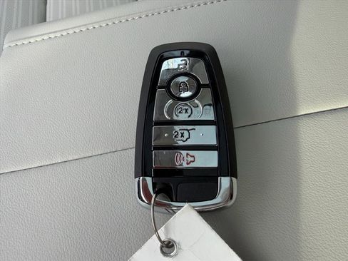 New 2026 Lincoln Nautilus Reserve image 38