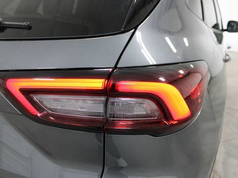 Used 2025 Ford Escape Active AWD/4WD image 24