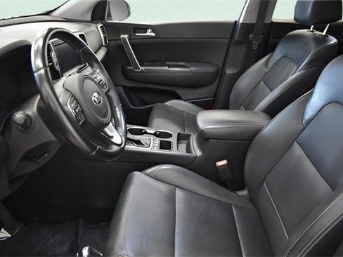 Used 2017 Kia Sportage EX w/ EX Technology Package image 24