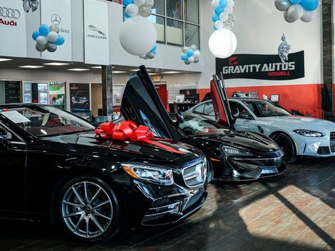 Used 2018 Tesla Model X 100D image 35