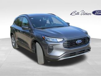 New 2026 Ford Escape ST-Line w/ Cold Weather Package video 2