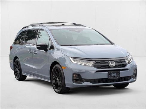 New 2026 Honda Odyssey Sport-L image 7