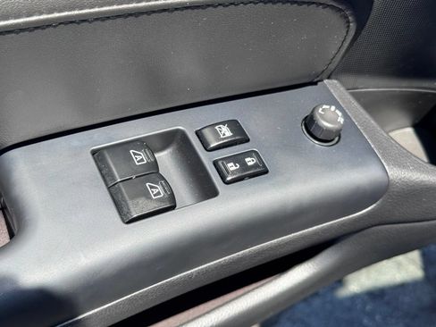 Used 2007 Nissan 350Z Touring RWD image 22