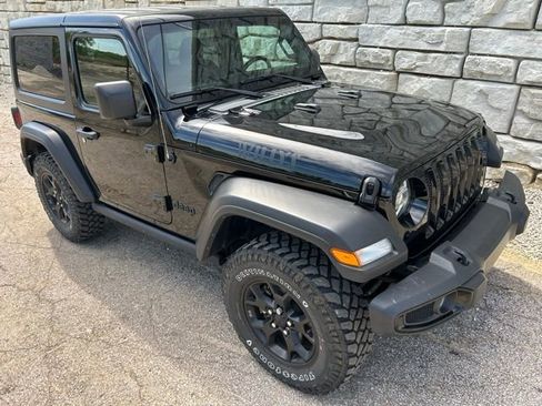 Used 2022 Jeep Wrangler Sport AWD/4WD image 7